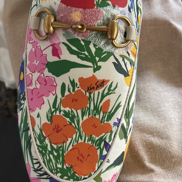 Gucci Ken Scott Floral Loafer - Picture 7 of 10